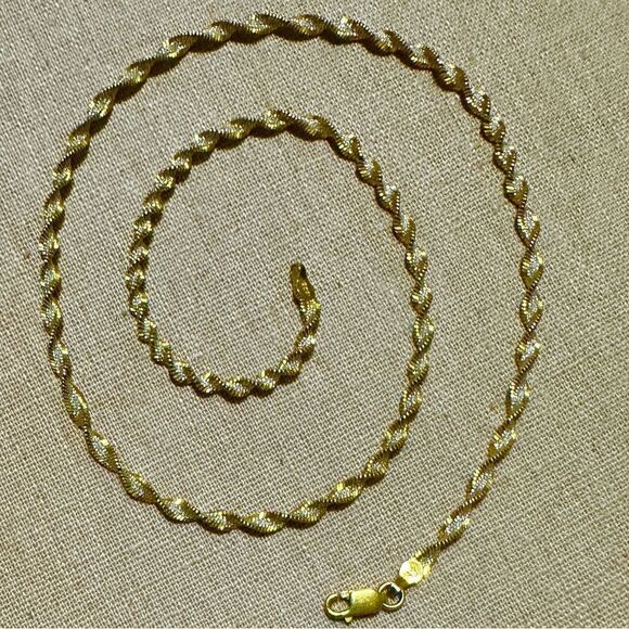 Italian 925 Sterling Silver & Gold-Tone Twisted Rope Chain – 18.5” - Picture 14 of 17